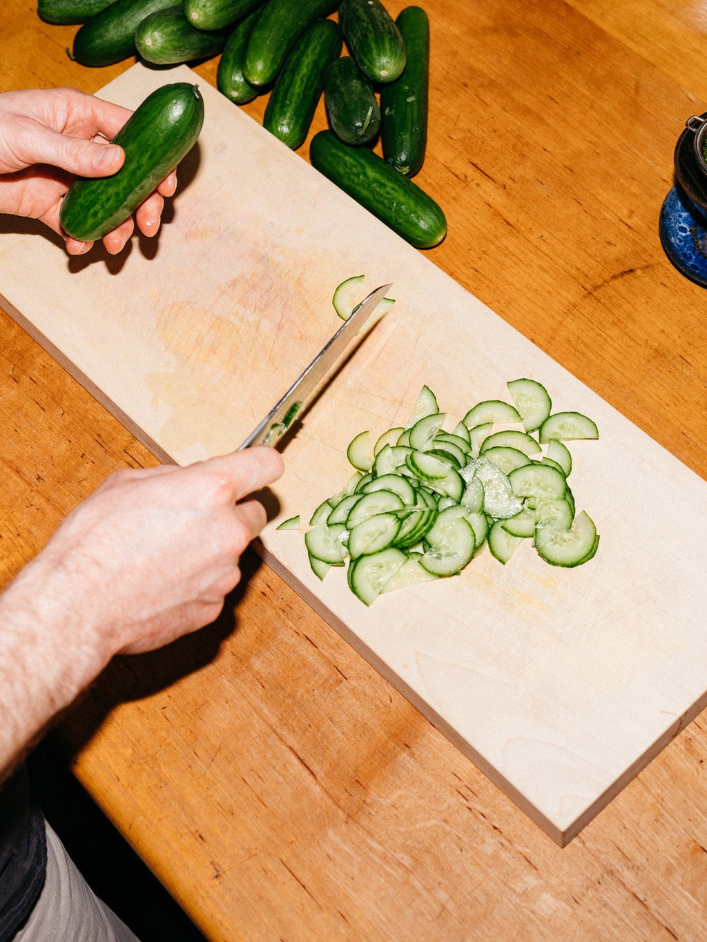 Sycamore cutting board – solid wood block, 3 sizes